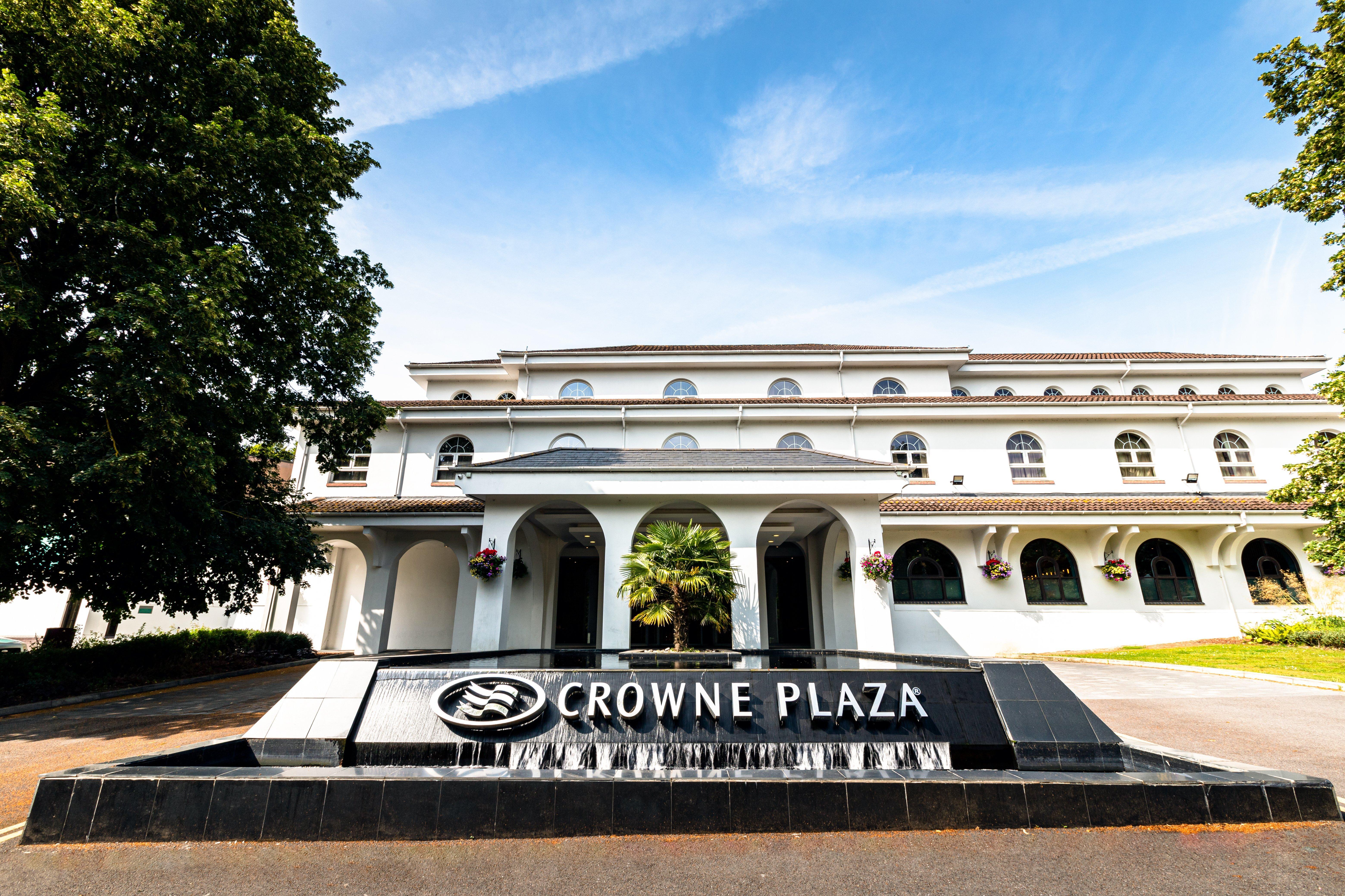 Crowne Plaza Gerrards Cross By Ihg Hotel Beaconsfield Exterior foto
